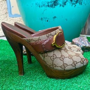 GUCCI Platform Heels